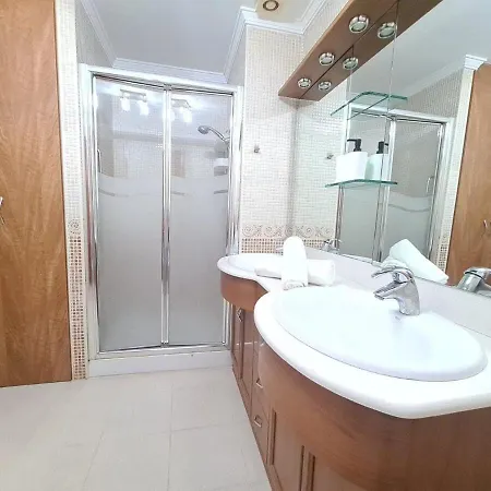 1hab En Castillo Santa Clara Apartman